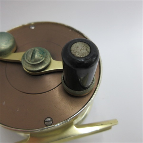 アルキュオン　ベビートラウトフライリール